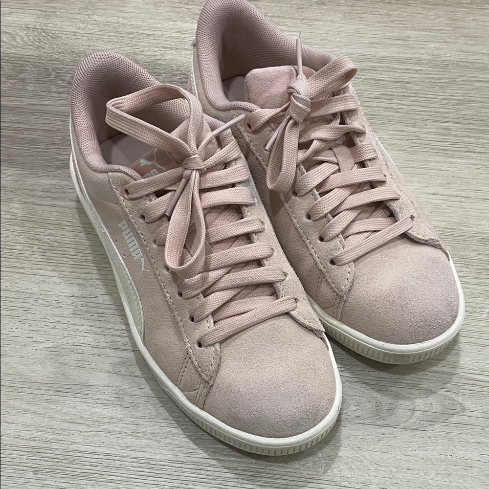 Puma Women's Soft Pink Suede Sneakers